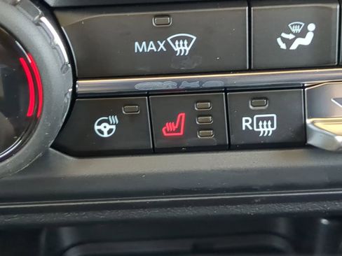 New 2026 Ford Bronco Badlands image 21