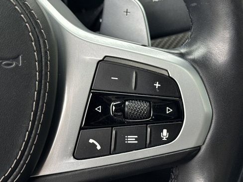 Used 2020 BMW X6 M50i w/ Executive Package image 26