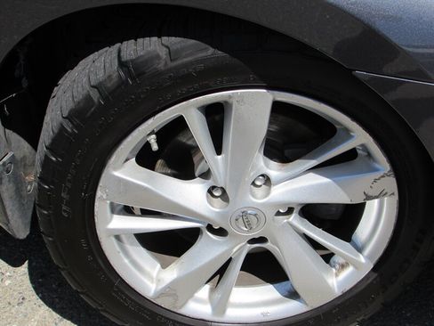 Used 2013 Nissan Altima 2.5 SL w/ Technology Pkg FWD image 28