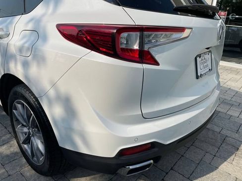 Used 2024 Acura RDX SH-AWD w/ Technology Package image 11