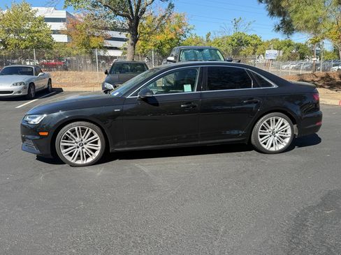 Used 2018 Audi A4 2.0T Ultra Premium Plus w/ Premium Plus Package FWD image 2