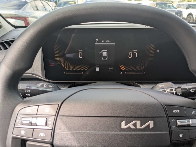 New 2026 Kia K4 FWD image 25