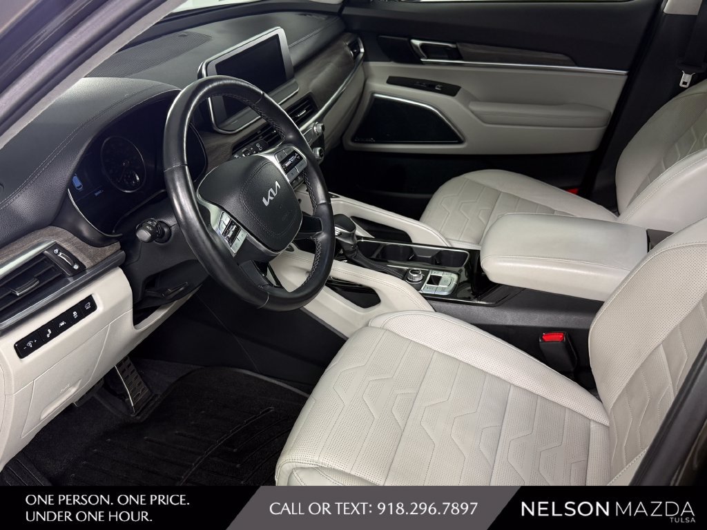Used 2022 Kia Telluride SX w/ SX Prestige Package AWD/4WD image 17
