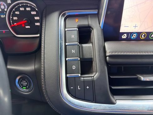 Used 2021 Chevrolet Tahoe High Country AWD/4WD image 15