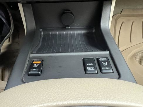 Used 2010 Nissan Murano SL w/ Leather Pkg image 32