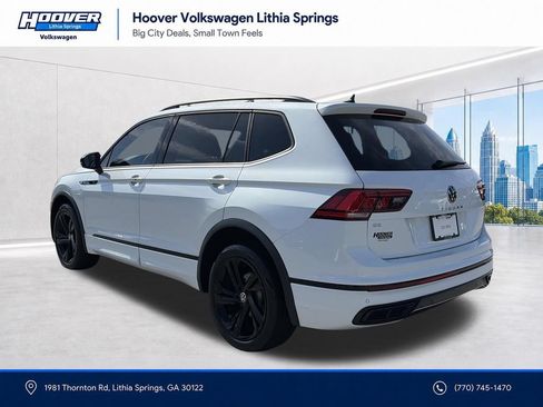 Used 2023 Volkswagen Tiguan SE R-Line FWD image 23