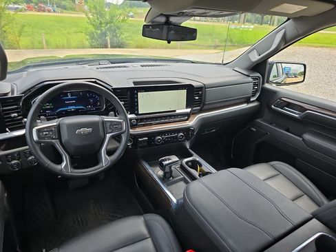 Used 2024 Chevrolet Silverado 1500 RST w/ RST All Star Premium Package AWD/4WD image 9