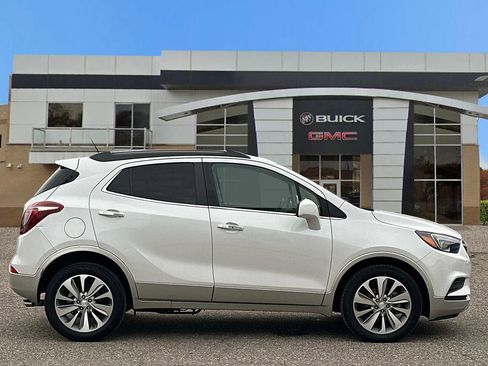 Used 2020 Buick Encore Preferred FWD image 7
