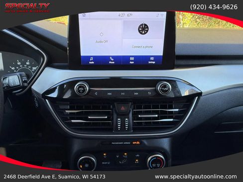 Used 2022 Ford Escape SE image 22