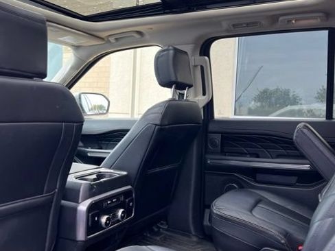Certified 2021 Ford Expedition Max Platinum AWD/4WD image 5