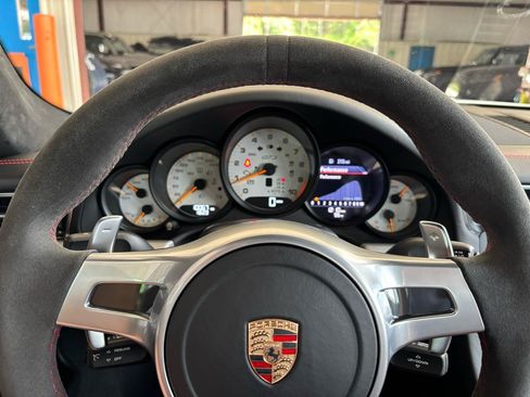 Used 2015 Porsche 911 GT3 RWD image 18