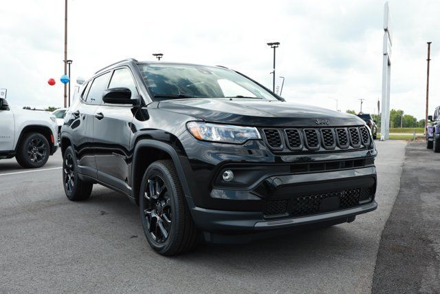 New 2026 Jeep Compass Latitude AWD/4WD image 3