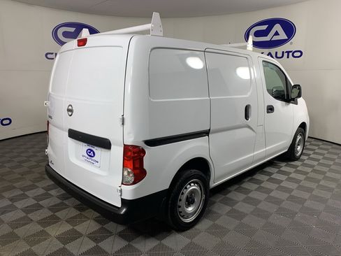 Used 2020 Nissan NV200 S image 3