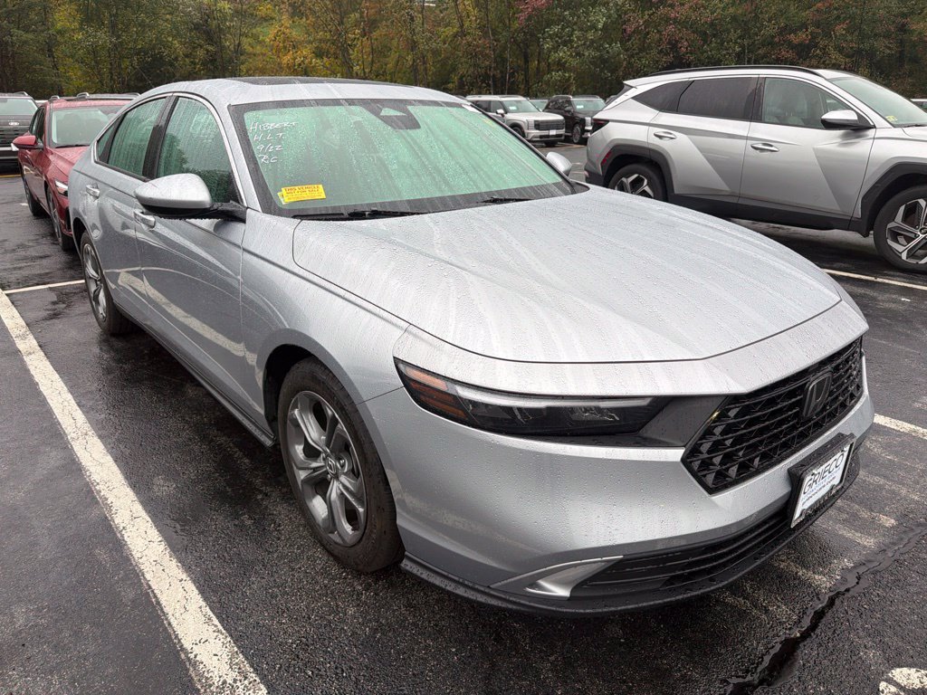 Used 2024 Honda Accord EX image 1