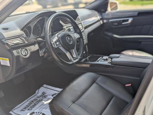 Used 2012 Mercedes-Benz E 350 4MATIC Sedan w/ Premium 2 Pkg image 9