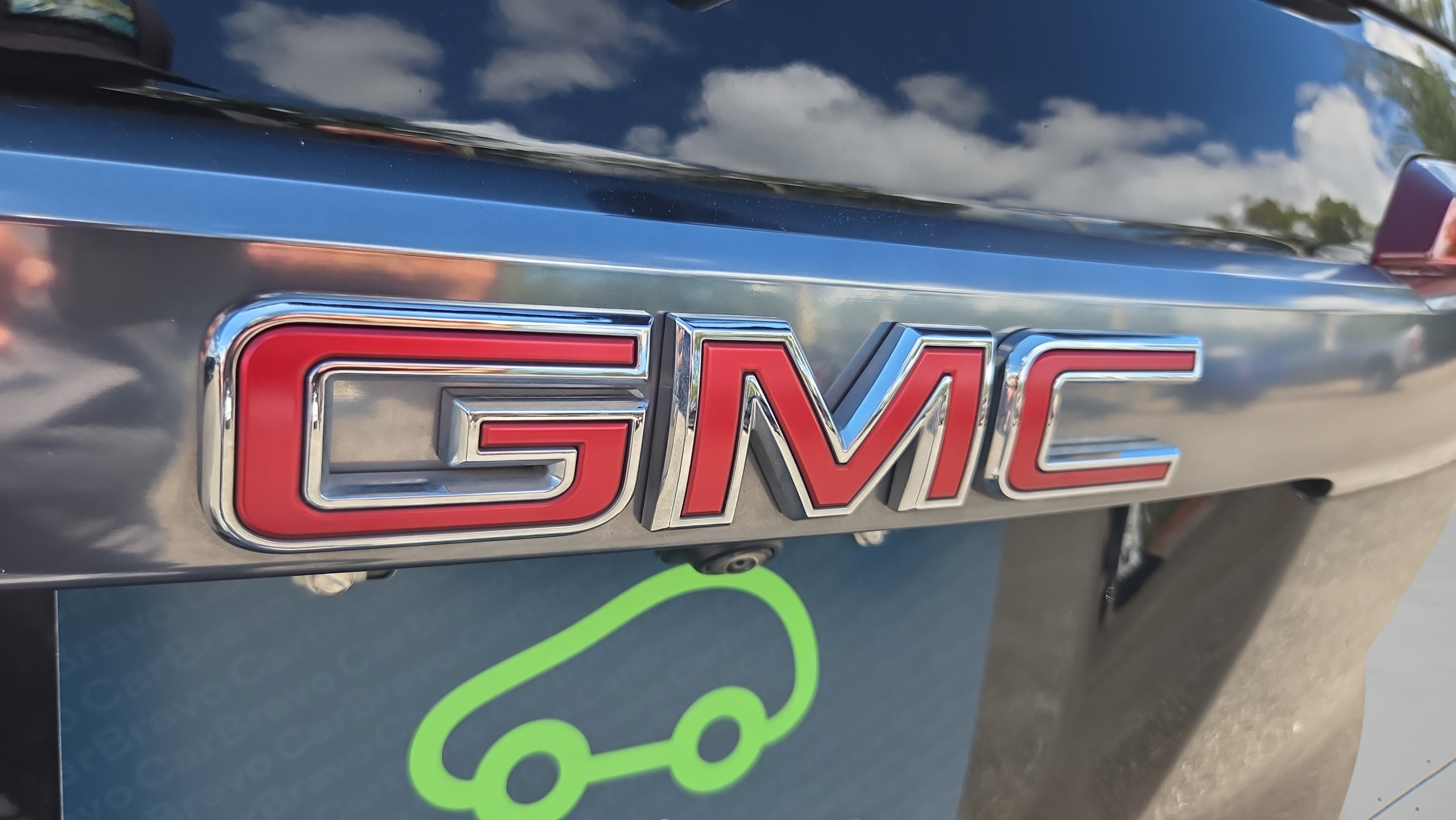 Certified 2023 GMC Acadia AT4 w/ Technology Package AWD/4WD image 33