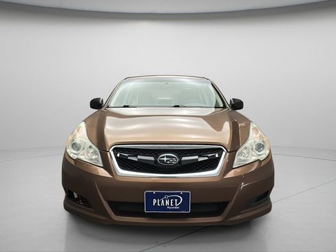 Used 2011 Subaru Legacy 2.5i AWD/4WD image 8
