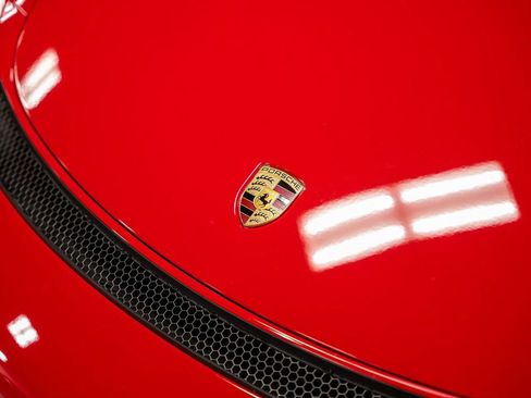 Used 2023 Porsche 718 Cayman GT4 image 10