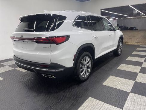 New 2025 Buick Enclave Preferred w/ Power Package image 4