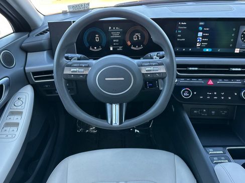 Used 2025 Hyundai Sonata SEL image 16