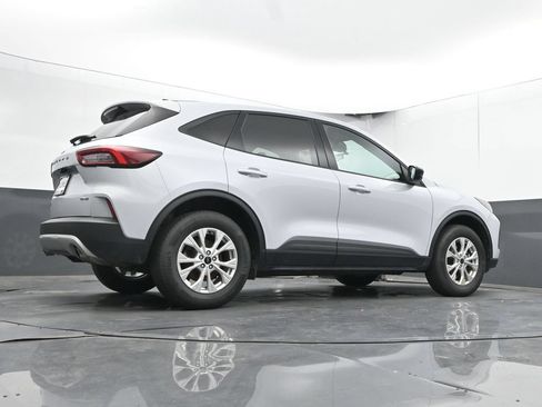 Used 2025 Ford Escape Active AWD/4WD image 31