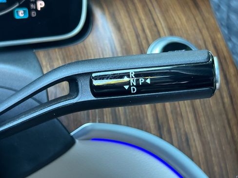 Certified 2024 Mercedes-Benz CLE 300 4MATIC Coupe image 17