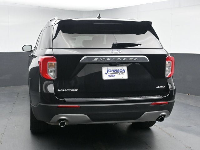 Used 2024 Ford Explorer Limited AWD/4WD image 9