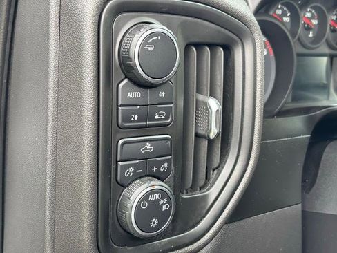 Used 2019 Chevrolet Silverado 1500 W/T w/ WT Convenience Package AWD/4WD image 8