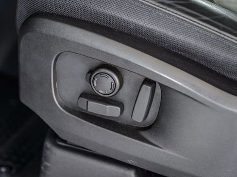 Used 2020 Land Rover Defender 110 X AWD/4WD image 47