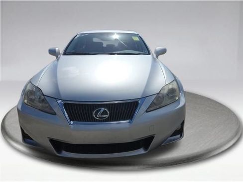 Used 2011 Lexus IS 250 RWD image 7