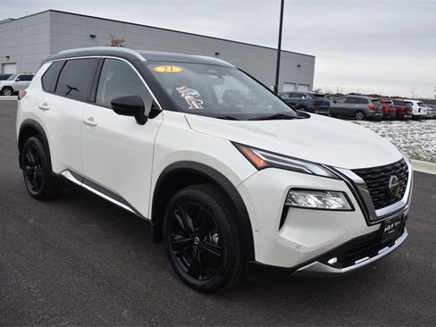 Used 2021 Nissan Rogue Platinum image 10