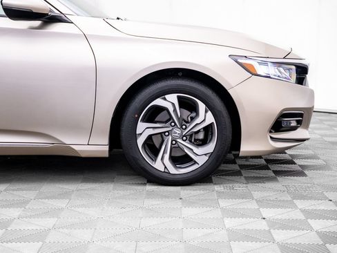 Used 2018 Honda Accord EX-L image 35