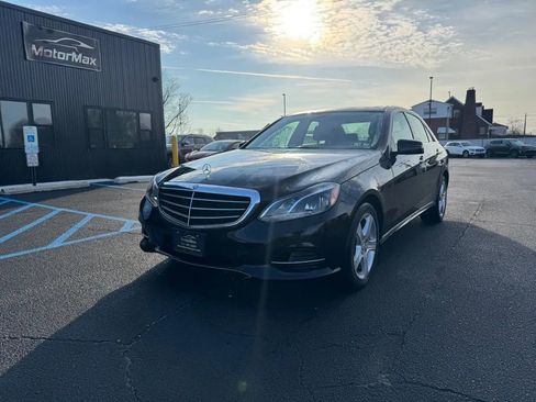 Used 2014 Mercedes-Benz E 350 4MATIC Sedan image 1
