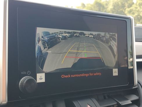 Certified 2025 Toyota RAV4 XLE AWD/4WD image 30