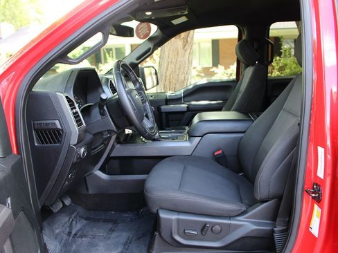 Used 2019 Ford F150 XLT w/ Equipment Group 302A Luxury image 8