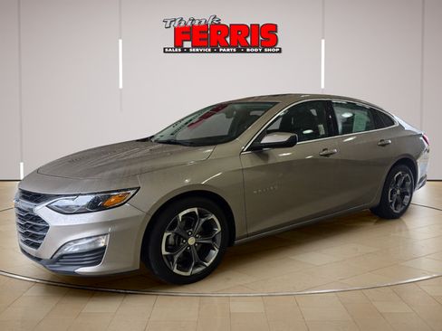 Used 2024 Chevrolet Malibu LT FWD image 1