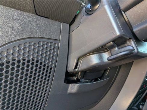 Used 2009 Jeep Wrangler X image 14