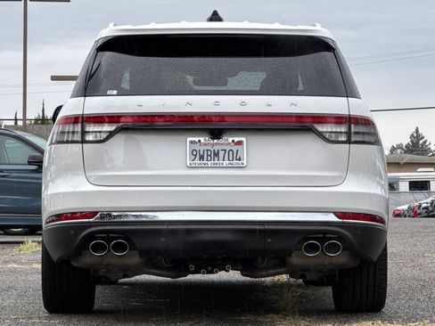 Used 2025 Lincoln Aviator Reserve w/ Luxury Package image 5