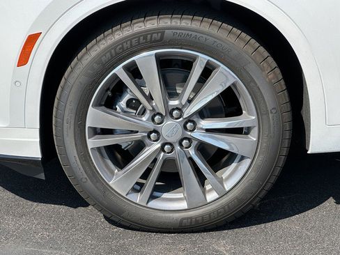 New 2025 Cadillac XT6 Premium Luxury w/ Technology Package image 5