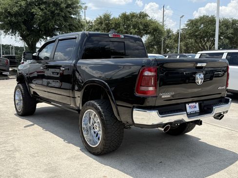 Used 2020 RAM 1500 Laramie AWD/4WD image 7