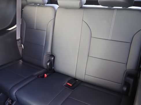 Used 2024 GMC Acadia Elevation w/ Black Edition image 32