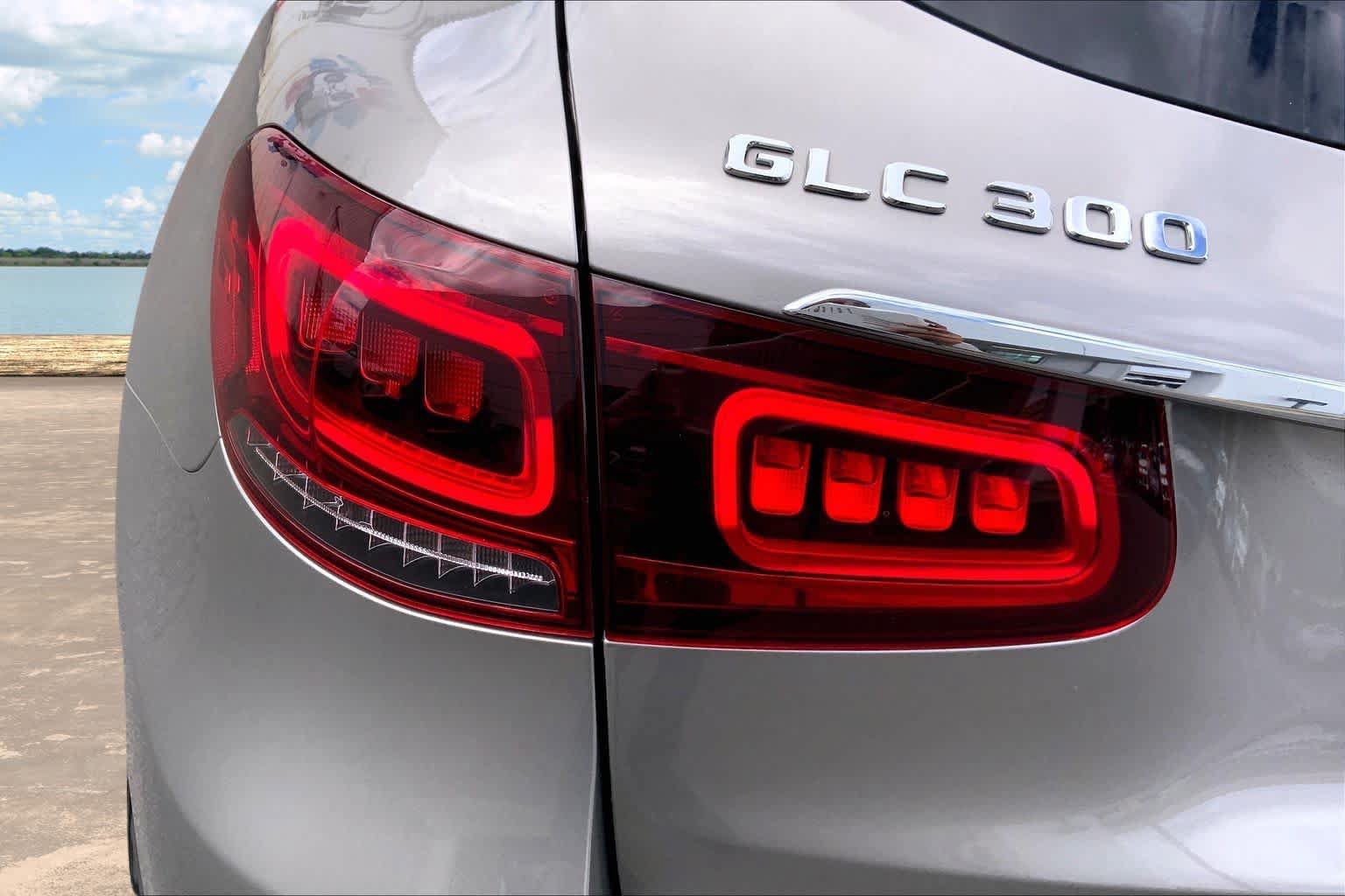 Used 2020 Mercedes-Benz GLC 300 image 32