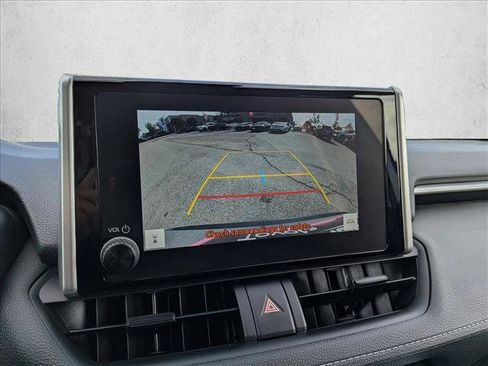 Used 2024 Toyota RAV4 XLE FWD image 13