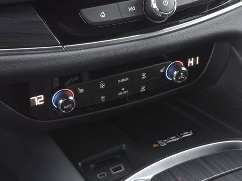 Used 2023 Buick Enclave Essence w/ Sport Touring Edition image 16