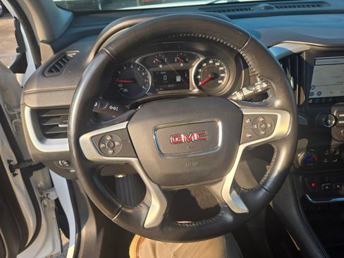 Used 2018 GMC Terrain SLE w/ Driver Convenience Package FWD image 11
