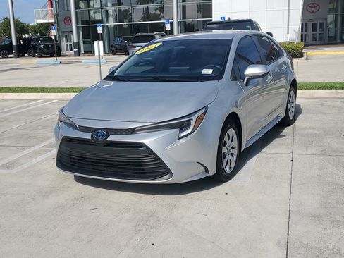 Certified 2024 Toyota Corolla LE image 7