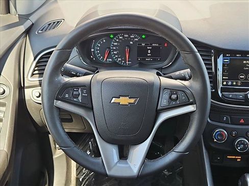 Certified 2018 Chevrolet Trax LT w/ LT Convenience Package AWD/4WD image 14