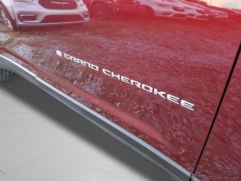 New 2026 Jeep Grand Cherokee L Limited image 29