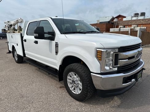 Used 2018 Ford F350 XLT image 7