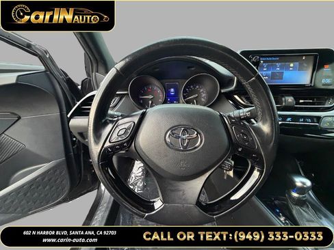 Used 2018 Toyota C-HR XLE image 19